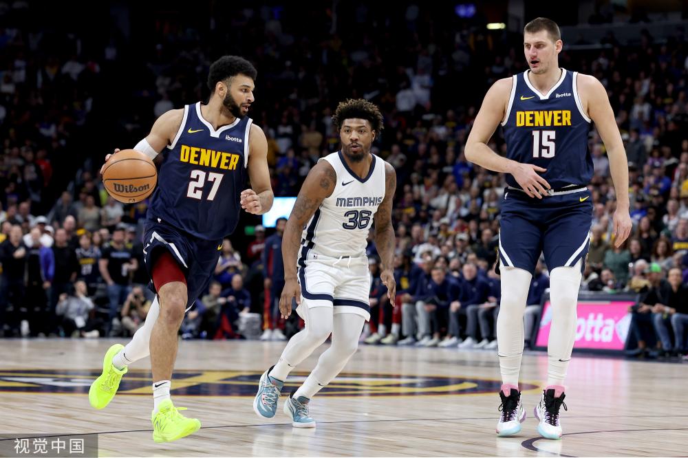 他在采访中 他在采访中